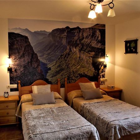 Casa Ortiz Lägenhet Nerín Exteriör bild